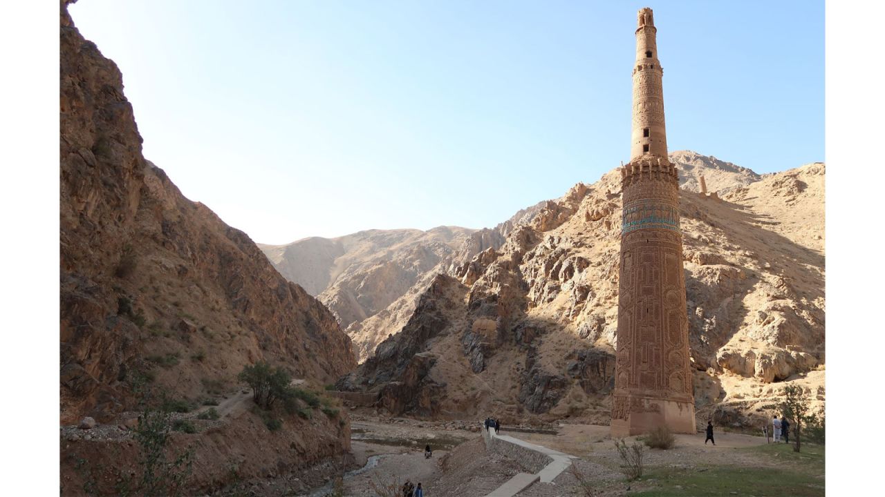 <strong>Minaret of Jam:</strong> One of the country's most striking attractions is this 12th-century tower that is now possible to visit as a foreign tourist.