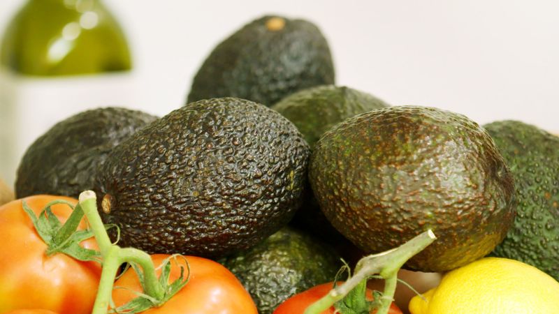Video: How to tell if an avocado is ripe  | CNN