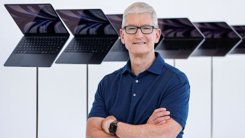 Dyrektor generalny Apple, Tim Cook, zgadza się na 40-procentową obniżkę płac