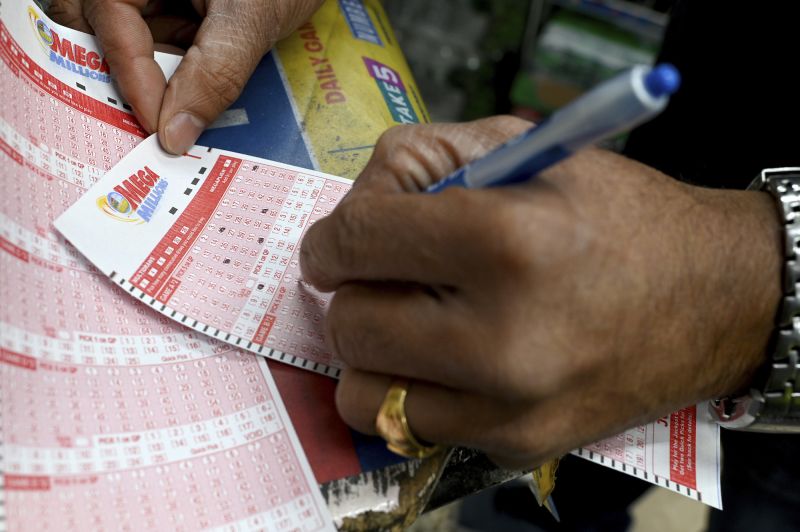 Mega Millions: Single Winning Ticket For Friday's $1.35 Billion Jackpot ...