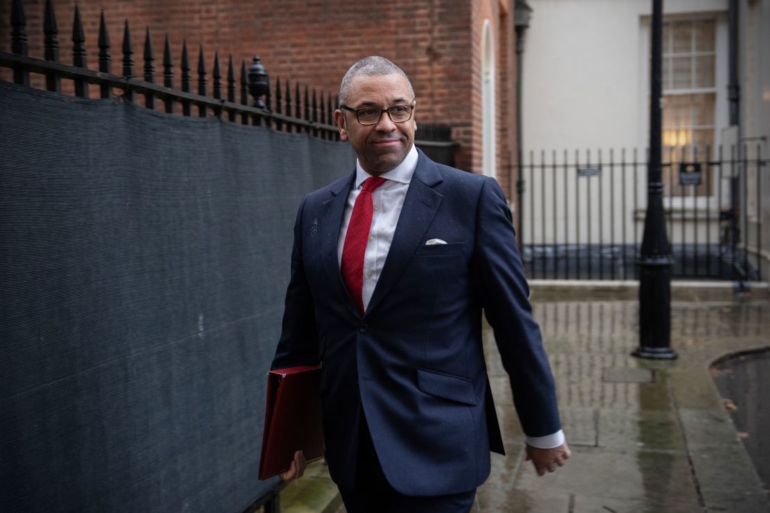 Foreign Secretary James Cleverly is set to visit to Washington as he tries to break the logjam in Northern Ireland.