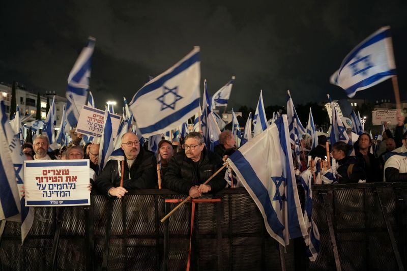 More Than 80,000 People Turn Out For Tel Aviv Protest Against Netanyahu ...