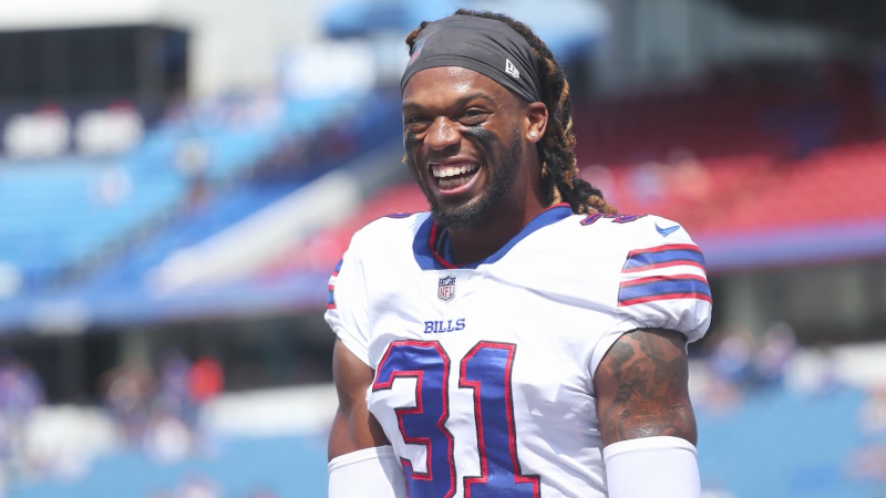 Damar Hamlin twittou que assistiria ao jogo do playoff do Bills de casa