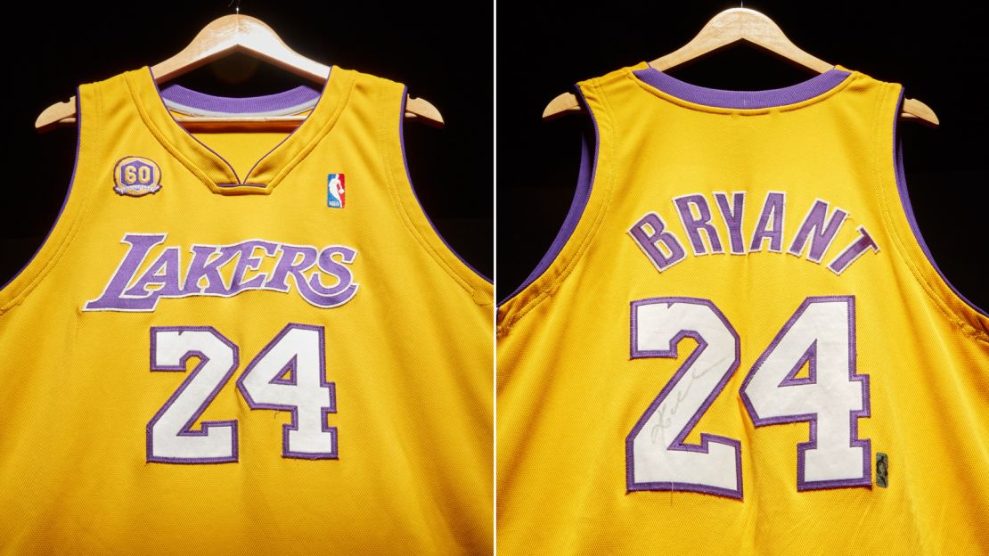 Signed Kobe Bryant Los Angeles Lakers jersey could sell for up to $7  million, auction house says - ABC News