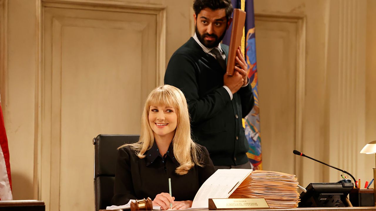 From left: Melissa Rauch and Kapil Talwalkar in a scene from "Night Court." 