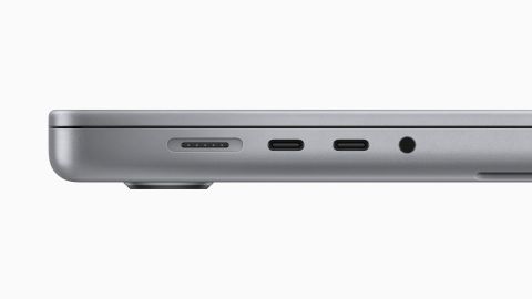 Apple-MacBook-Pro-M2-Pro-and-M2-Max-ports-बाएँ-230117