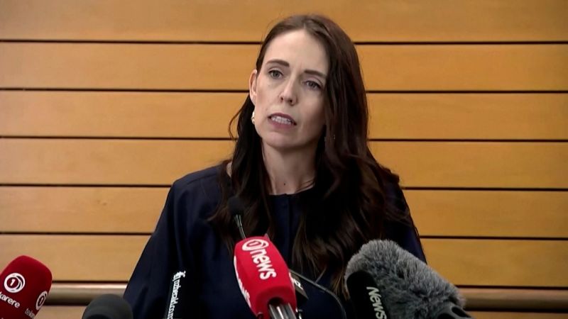 Video: Jacinda Ardern chokes up while announcing impending resignation | CNN