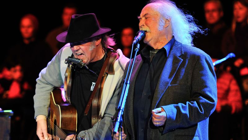 Neil Young elogia David Crosby: ‘Te amo, cara’