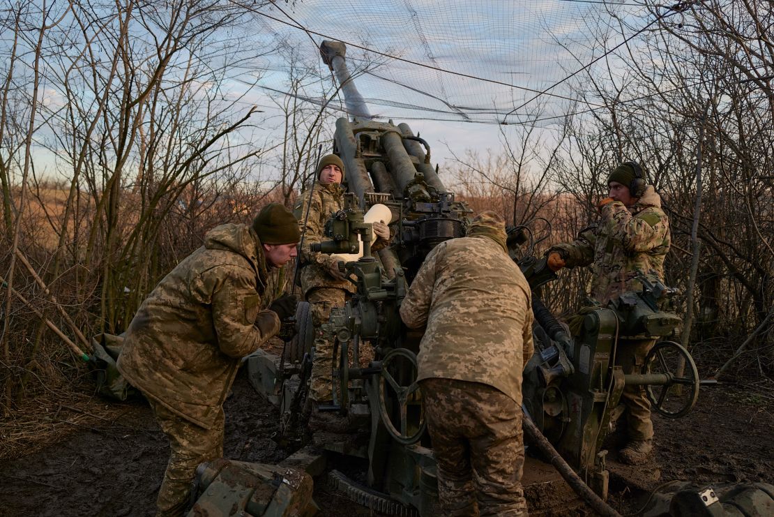 A Ukrainian artillery brigade operates a US-made Howitzer M777 cannon in the eastern Ukrainian town of Bakhmut on December 29, 2022.  