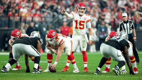 Patrick Mahomes of the Kansas City Chiefs signals at the line of scrimmage against the Las Vegas Raiders on January 7, 2023.