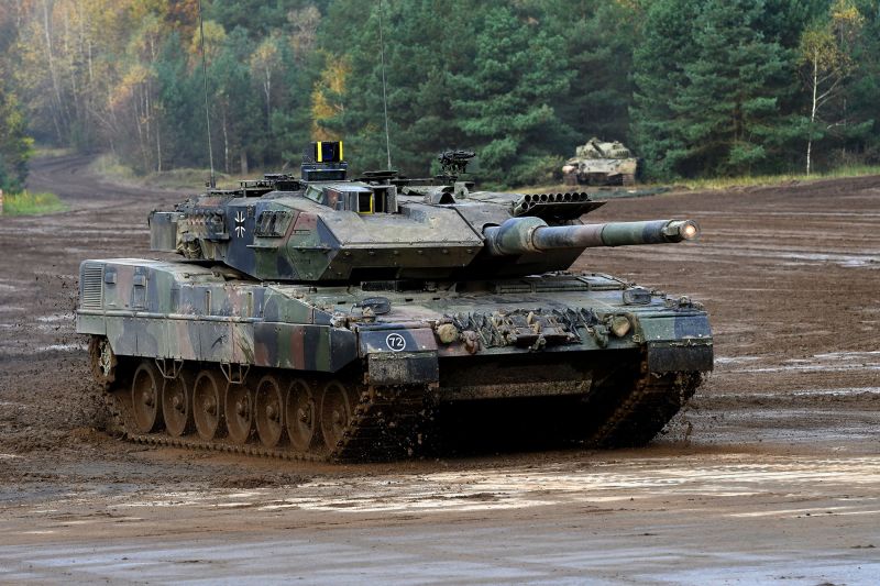 Hear what Kremlin threatens after Germans announce tanks