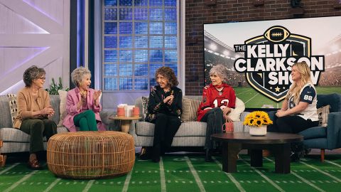 (From left) Sally Field, Rita Moreno, Lily Tomlin, Jane Fonda and Kelly Clarkson on 'The Kelly Clarkson Show.'