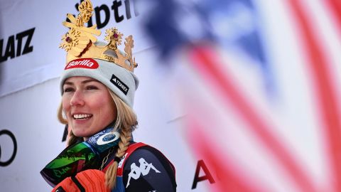 TOPSHOT - Race winner USA's Mikaela Shiffrin celebrates on the podium after competing in the Women's Giant Slalom on January 24, 2023 in Plan de Corones (Kronplatz), Dolomites Mountains, as part of the FIS Alpine World Ski Championships. 