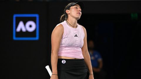 Azarenka nullified Pegula's serve brilliantly throughout the match.