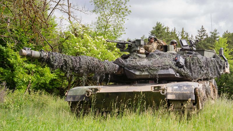 US Finalizing Plans To Send Approximately 30 Abrams Tanks To Ukraine ...