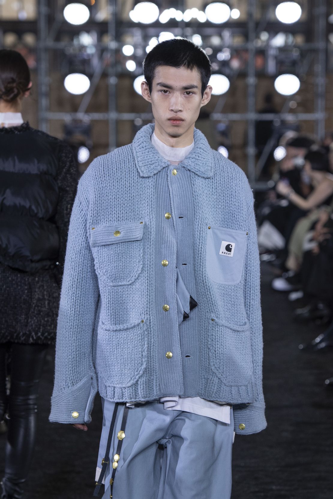 For Sacai's Fall-Winter 2023 collection, Japanese designer Chitose Abe collaborated with workwear brand Carhartt.
