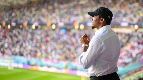 Samuel Eto'o is trying to modernize Cameroonian club football by introducing a minimum wage for top division clubs.