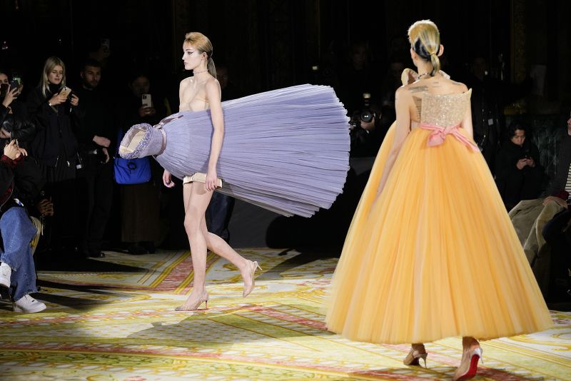 Watch: Upside-Down And Topsy-Turvy Dresses At Paris Fashion Week Leaves  Internet Amused