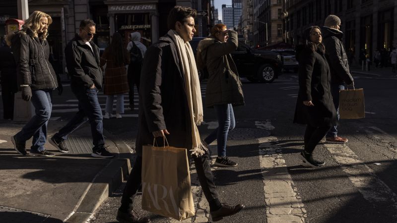 The US economy grew by 2.9% in the fourth quarter, more than expected | CNN Business