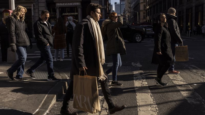 The US economy grew by 2.9% in the fourth quarter, more than expected