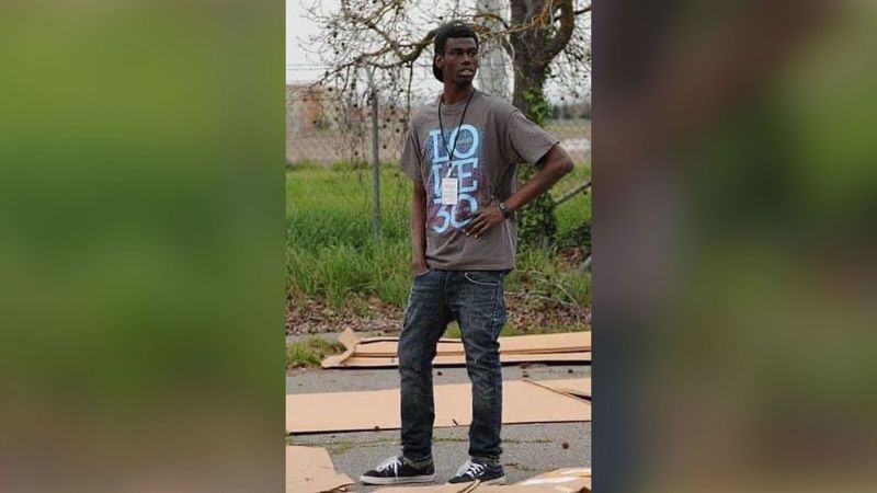 Tyre Nichols was a son and father who enjoyed skateboarding, photography and sunsets, his family says pic