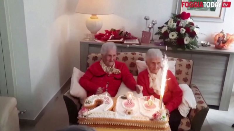 Video: Italian twins celebrate 100th birthday | CNN