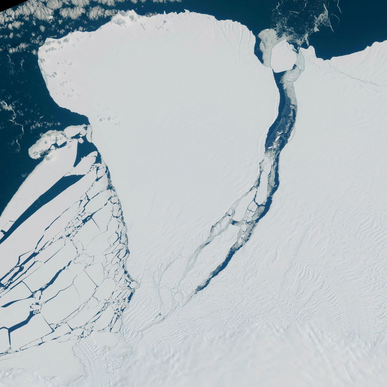 This aerial photo shows an iceberg, nearly the size of Greater London, <a href=