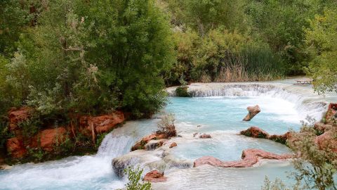 Havasu Şelaleleri: Keyifli bir varış noktası için zorlu bir yürüyüş.