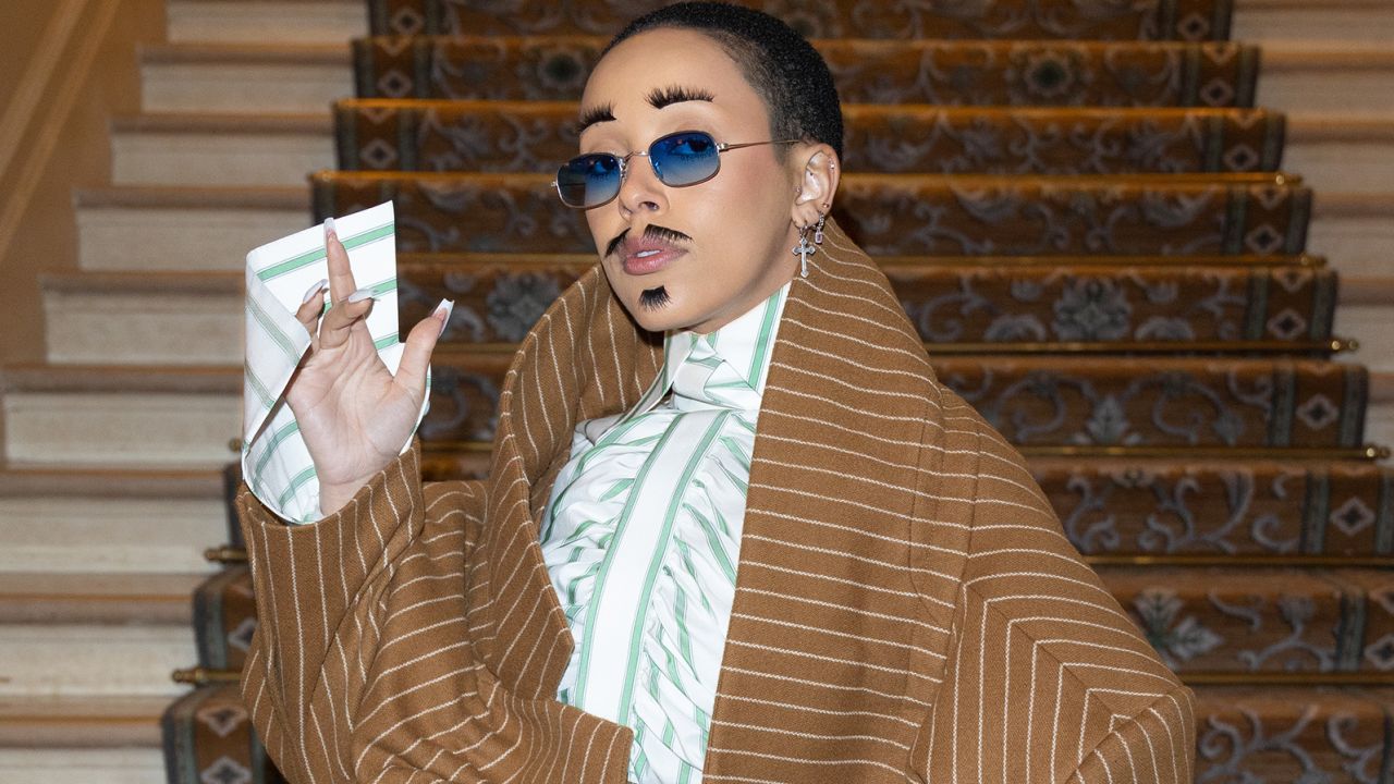 PARIS, FRANCE - JANUARY 25: (EDITORIAL USE ONLY - For Non-Editorial use please seek approval from Fashion House) Doja Cat attends the Viktor & Rolf Haute Couture Spring Summer 2023 show as part of Paris Fashion Week on January 25, 2023 in Paris, France. (Photo by Marc Piasecki/WireImage)
