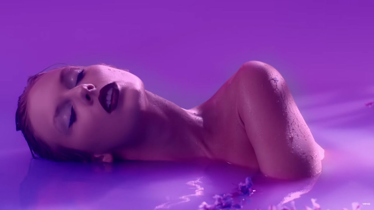 Taylor Swift's 'Lavender Haze' music video