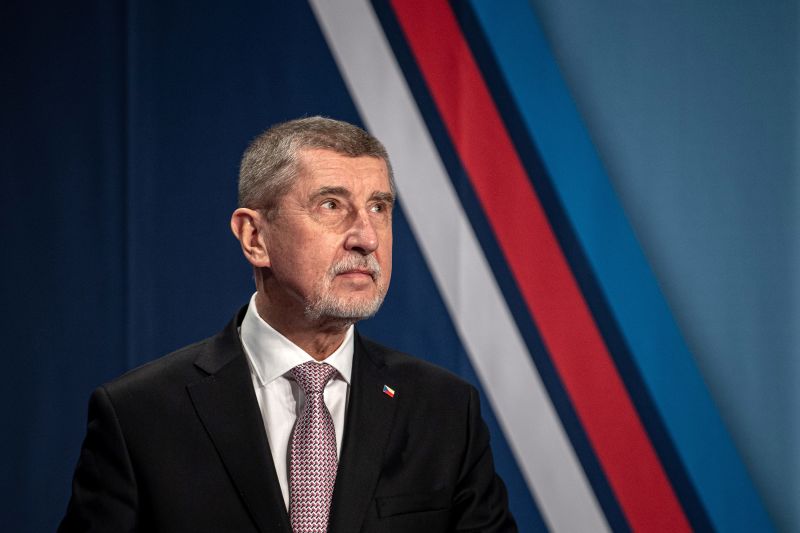 Czech election: Retired general Petr Pavel wins presidential vote