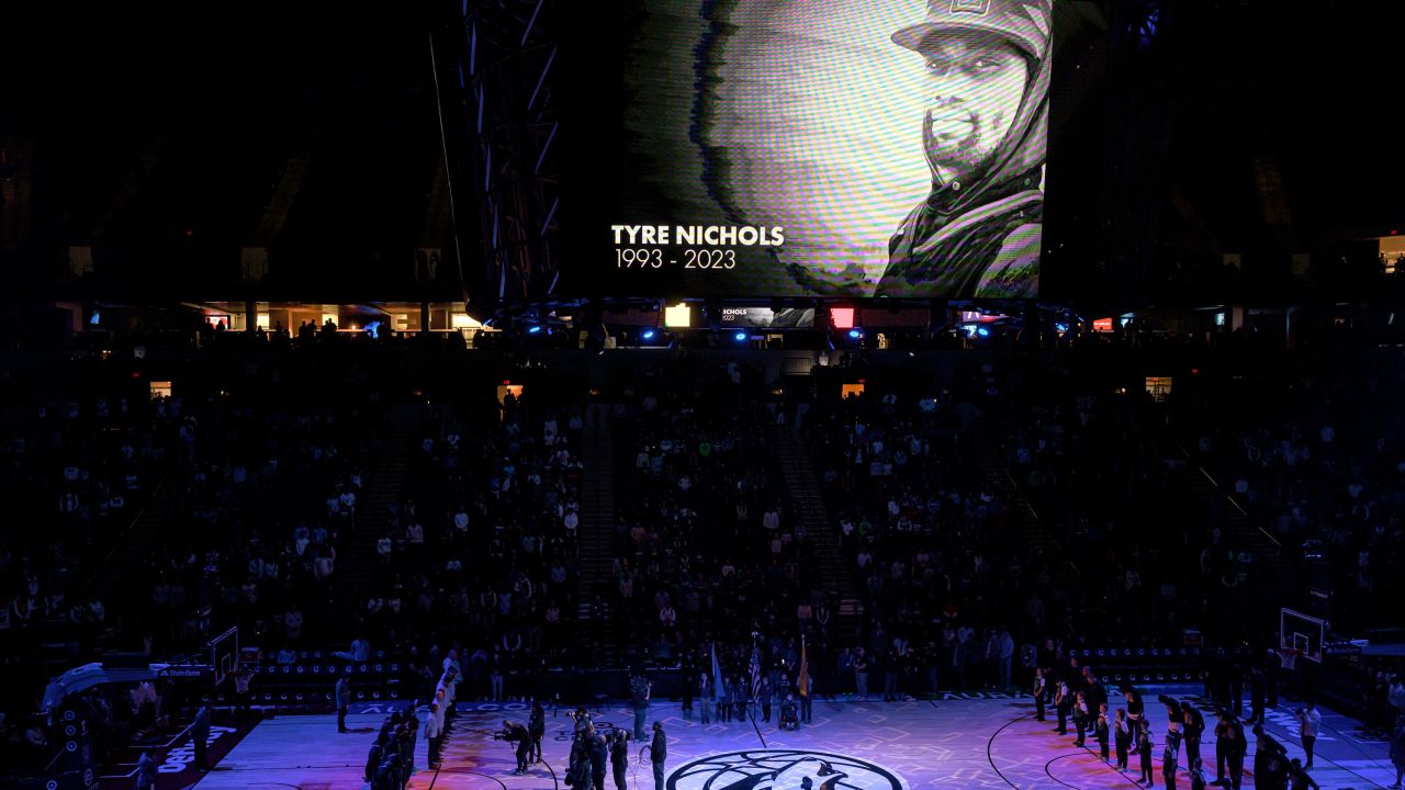 Minnesota Timberwolves and Memphis Grizzlies fans pay tribute to Tyre Nichols.