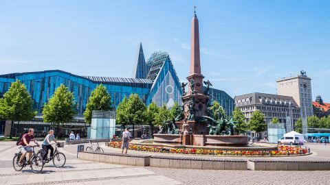 Like much of Leipzig, the Augustusplatz is bicycle-friendly. It holds cultural attractions, including the Oper Leipzig (opera house) and the Mendebrunnen fountain in front of the Gewandhaus concert hall.