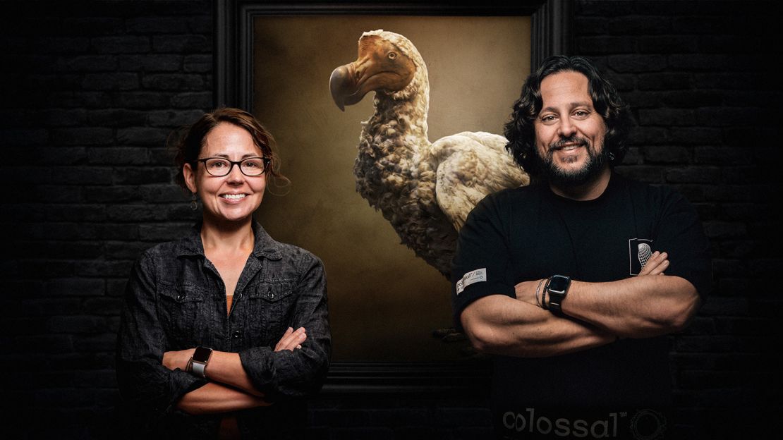 Beth Shapiro, left, will lead the scientific efforts to resurrect the dodo at Colossal Biosciences, founded by tech entrepreneur Ben Lamm, right. 