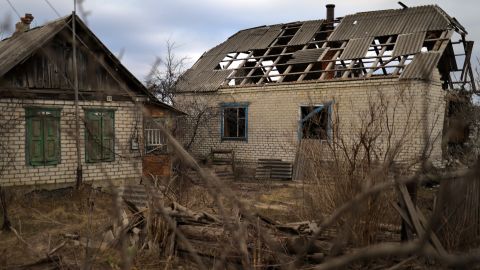 The shelling severely damaged the village of Zarichne, near Kreminna. 