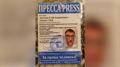 A fake press pass created under a false name by an NGO that helped Andrei Medvedev escape Russia. The card was to serve as a cover should police ask for his identification in Russia.