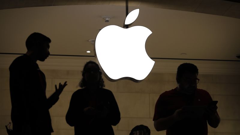 Read more about the article Apple has infringed on worker rights NLRB investigators say – CNN