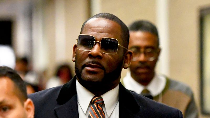 Illinois prosecutors drop pending criminal cases against R. Kelly, who remains imprisoned on federal convictions | CNN