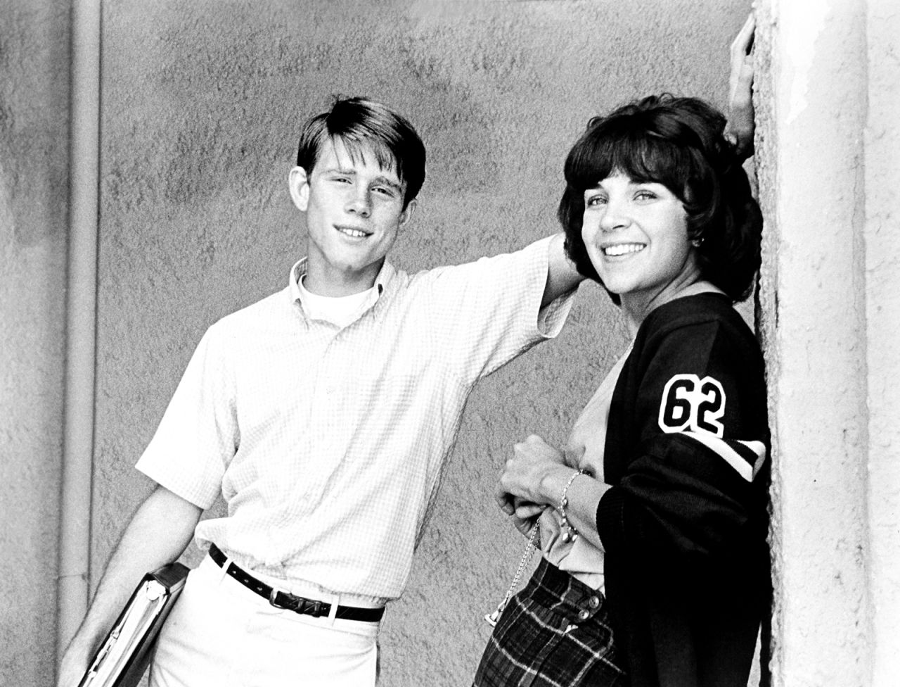Williams and Ron Howard starred together in the film "American Graffiti" in 1973.