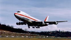 Boeing 747 DV 1
