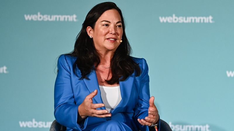 NextImg:Tech CEO apologizes for quoting Martin Luther King Jr. in layoff announcement | CNN Business