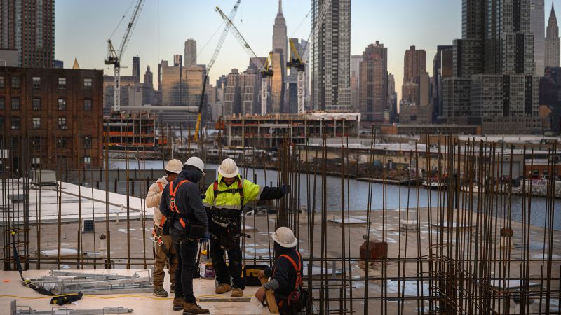 NextImg:What to look for in Friday's jobs report | CNN Business