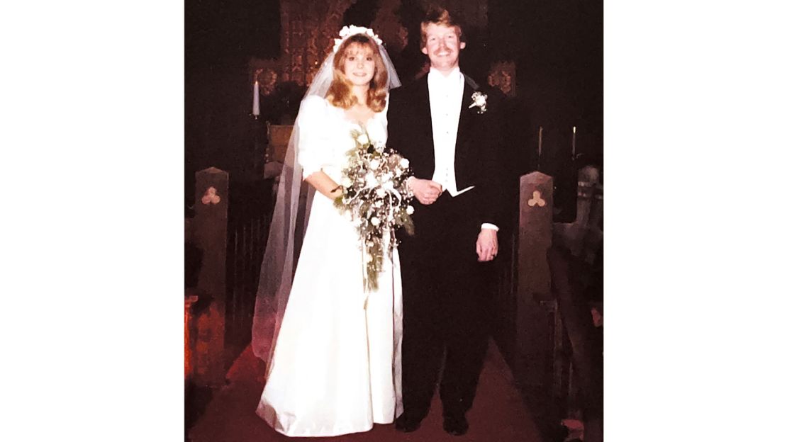 Vickie and Graham got married in the US in December 1982.