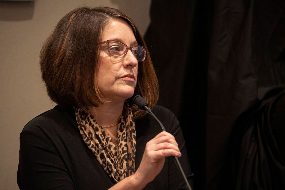 CFO of Alex Murdaugh s law firm testifies she confronted him about CFO of Alex Murdaugh s law firm testifies she confronted him about