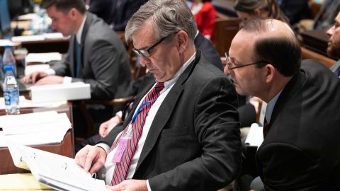 Prosecutor John Meadors, left, shows information to South Carolina Attorney General Alan Wilson in court on January 31.