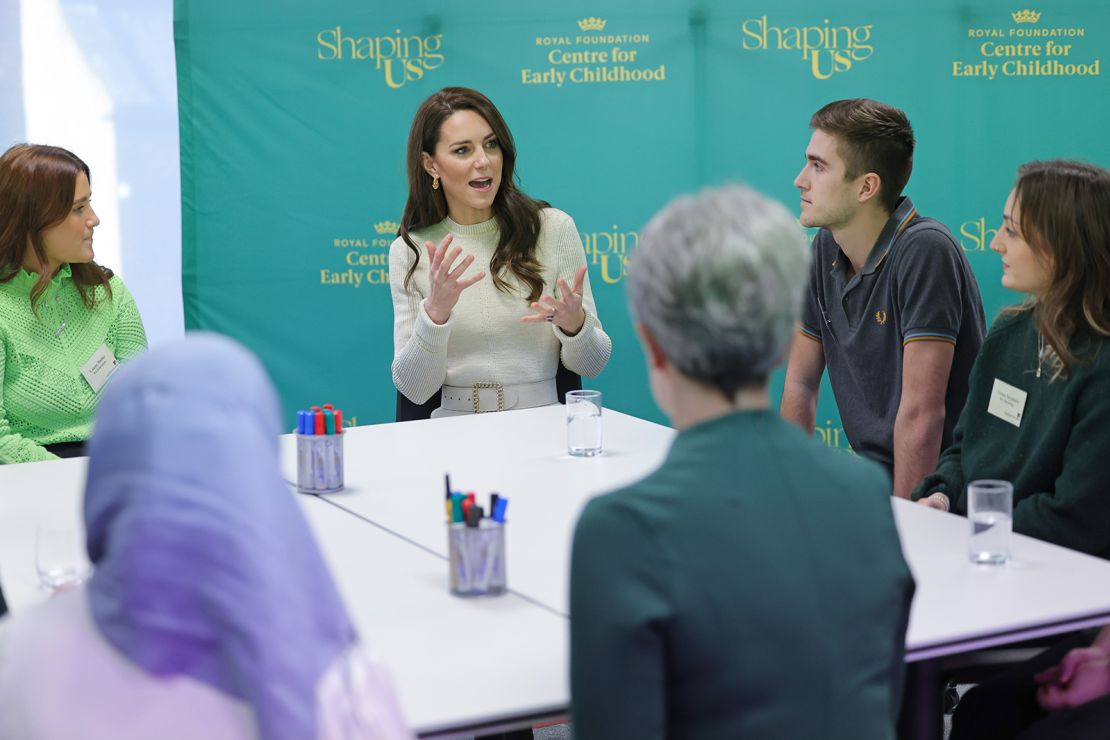 Kate chats with students at the University of Leeds to hear their perspectives on her "Shaping Us" campaign. 