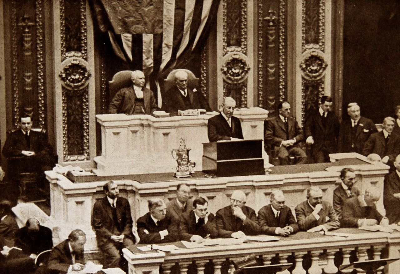President Woodrow Wilson gives his annual address to a joint session of Congress in Washington in 1915. Wilson was the first president to deliver an in-person message in more than 100 years.