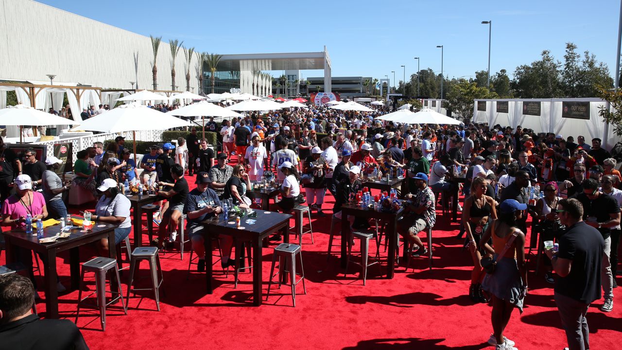 Bullseye Event Group is holding a large Players Tailgate event onSuper bowl Sunday 2023, similar to this it held at Super Bowl 2022 in Los Angeles. The company has partnered with nonprofit Food Recovery Network to donate leftover food from it to Glendale area food banks.