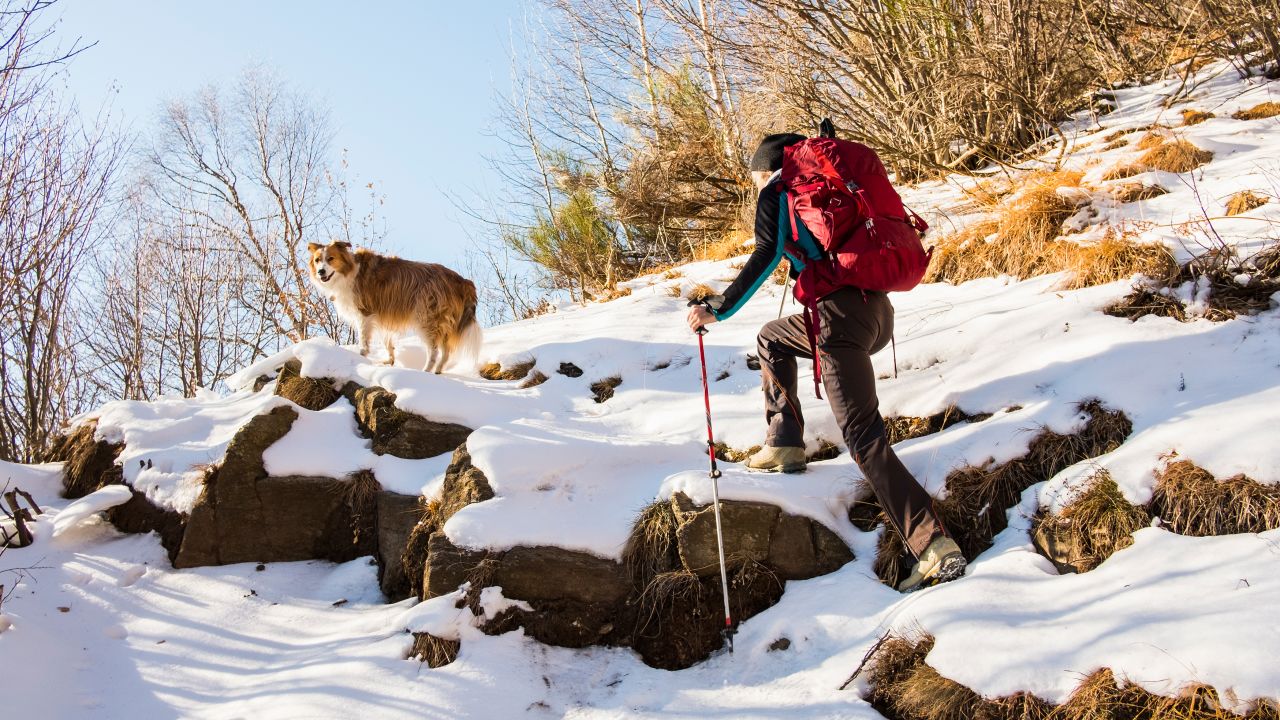 winter hiking lead CNNU