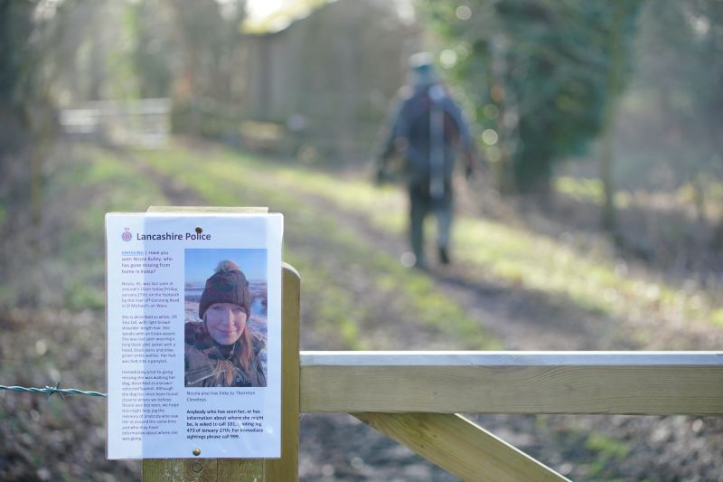 Nicola Bulley: A mom took her dog for a walk in northern England